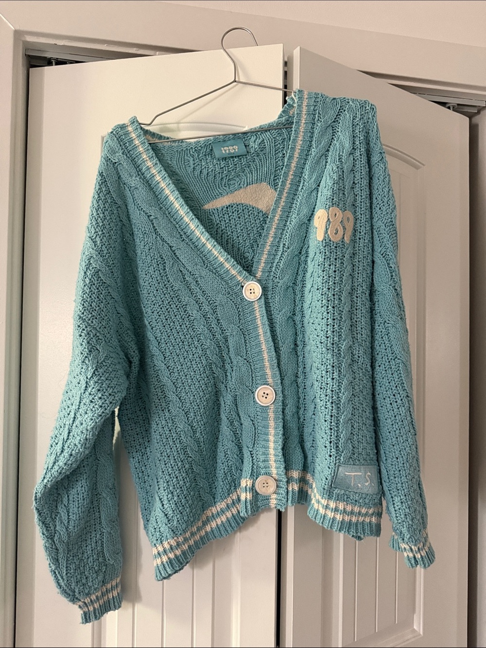 Taylor Swift 1989 Cardigan